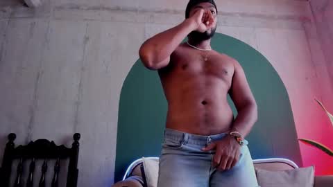 Noah online show from February 2, 5:59 pm