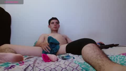 noahayala1 online show from September 17, 8:43 pm