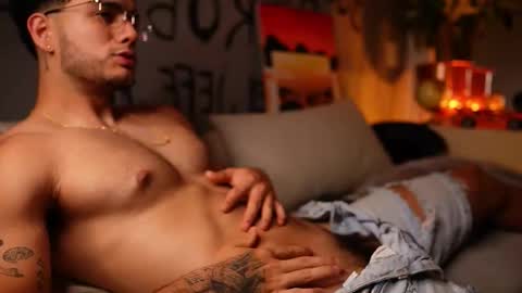 kevin online show from October 9, 11:31 pm