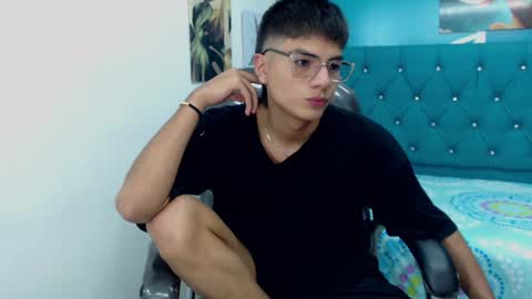 Snapshot of noha_scott chatting on January 10, 10:36 pm Noha Scott online show from January 10, 10:36 pm