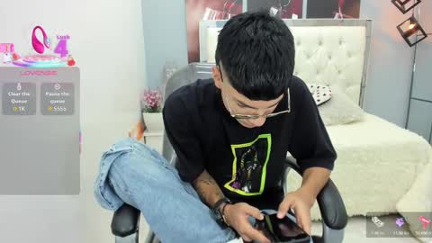 Snapshot of noha_scott chatting on October 1, 12:14 am Noha Scott online show from October 1, 12:14 am