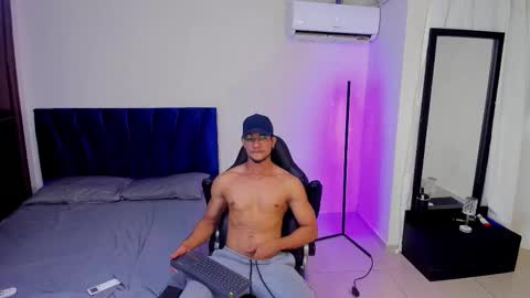 Im Nolan  online show from January 14, 9:40 pm