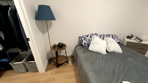 noname514836 online show from March 12, 11:12 pm