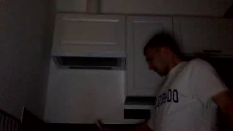 Justin online show from December 2, 2:03 am