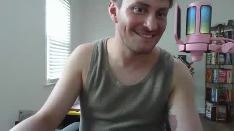 northofsouth_xxx online show from May 11, 6:49 pm