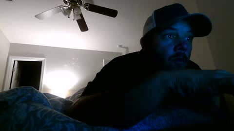 nuttincowboy727272 online show from June 3, 6:57 pm