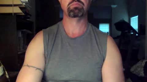 nvrenuff1979 online show from October 10, 11:59 am