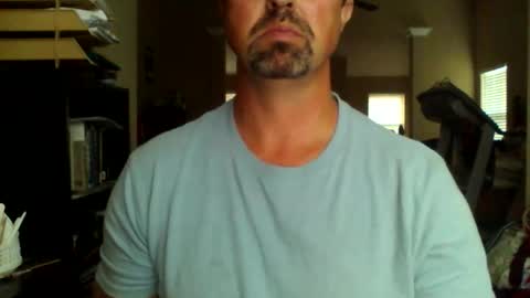 nvrenuff1979 online show from October 29, 10:02 pm