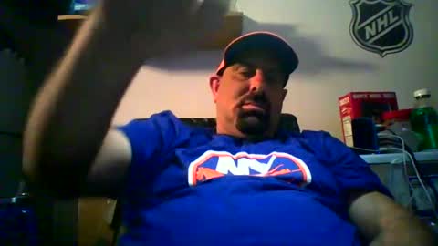 nyisles00 online show from September 21, 7:58 pm