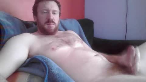 Snapshot of oatsljo4 chatting on December 6, 4:38 pm oatsljo4 online show from December 6, 4:38 pm