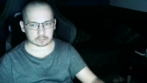 ocelhena online show from January 28, 6:39 pm