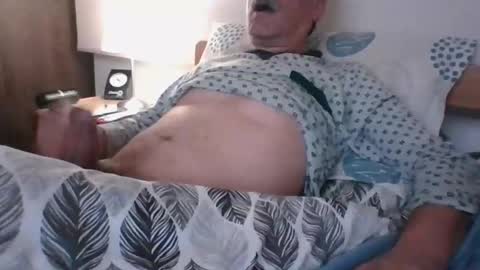 ocorrea online show from November 10, 3:22 am