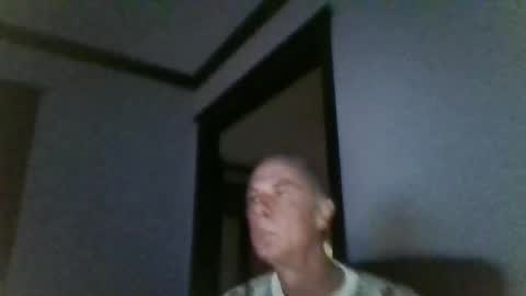 Snapshot of office_slr chatting on December 26, 7:45 am Officer online show from December 26, 7:45 am