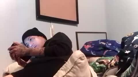 officialfoe online show from November 24, 7:09 am