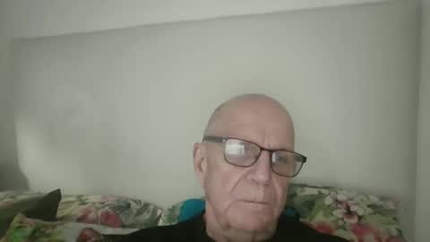 oggi95 online show from January 8, 2:33 pm