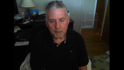 Snapshot of ohfukitsbob chatting on October 9, 8:36 pm ohfukitsbob online show from October 9, 8:36 pm