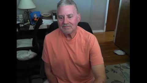 Snapshot of ohfukitsbob chatting on September 29, 2:35 pm ohfukitsbob online show from September 29, 2:35 pm