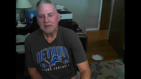 Snapshot of ohfukitsbob chatting on September 19, 3:23 pm ohfukitsbob online show from September 19, 3:23 pm