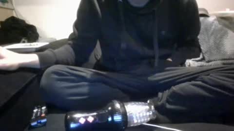 Snapshot of ohmibodslave chatting on December 17, 7:15 pm TheDee online show from December 17, 7:15 pm