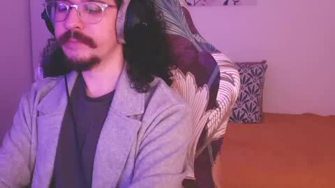 okako online show from May 1, 3:03 pm