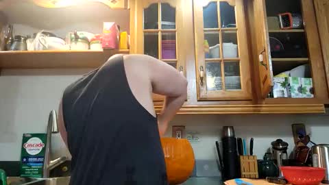 oknpc online show from October 18, 1:05 pm