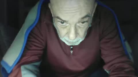 Snapshot of old_bald63 chatting on January 5, 10:21 am old_bald63 online show from January 5, 10:21 am