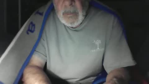 Snapshot of old_bald63 chatting on January 1, 10:32 am old_bald63 online show from January 1, 10:32 am
