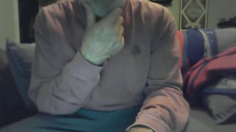 Snapshot of old_bald63 chatting on February 8, 10:29 am old_bald63 online show from February 8, 10:29 am