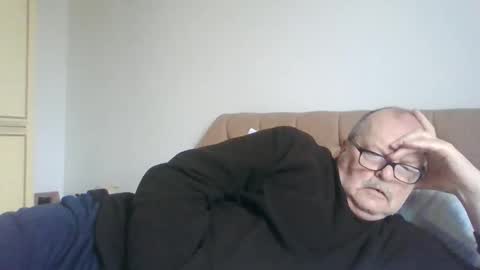 old_fkrr_ online show from February 9, 11:59 am