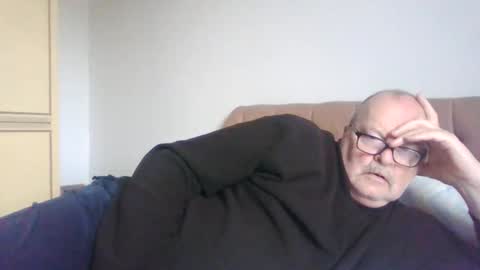 old_fkrr_ online show from February 2, 12:46 pm