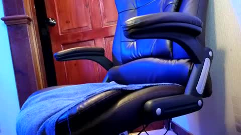 Snapshot of oldwanke chatting on February 21, 7:32 pm oldwankie online show from February 21, 7:32 pm
