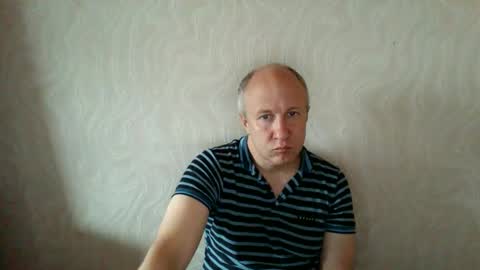 Snapshot of oleg365 chatting on October 12, 6:29 am figaro online show from October 12, 6:29 am