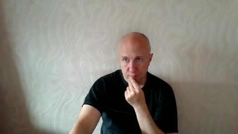 figaro online show from October 16, 12:24 pm