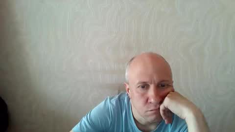 figaro online show from April 13, 12:06 pm