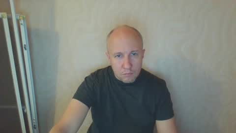Snapshot of oleg365 chatting on December 29, 6:24 am figaro online show from December 29, 6:24 am
