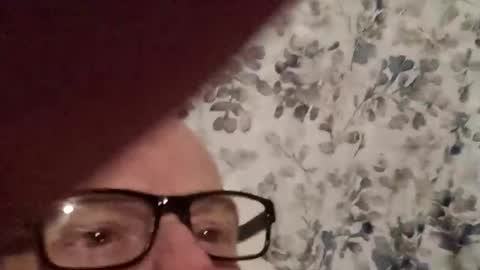 olemanky online show from February 27, 7:09 am