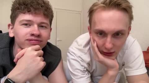 Oliver and Thomas online show from September 26, 1:20 pm