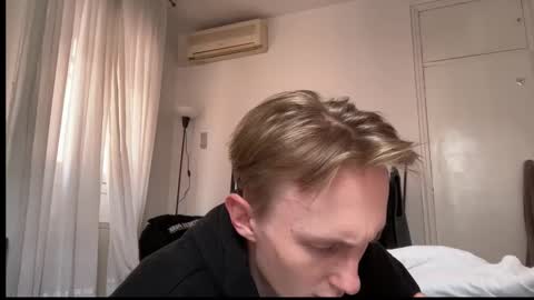 Oliver and Thomas online show from October 22, 9:57 am