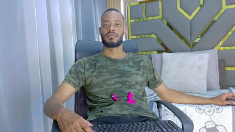 Oliver online show from April 1, 7:44 pm