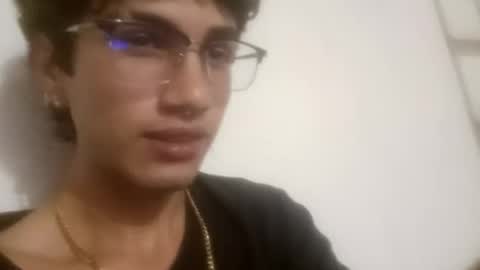 Snapshot of oliver_fast_ chatting on February 22, 5:02 am Oliver fast online show from February 22, 5:02 am