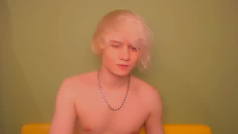 Oliver online show from February 22, 1:44 am