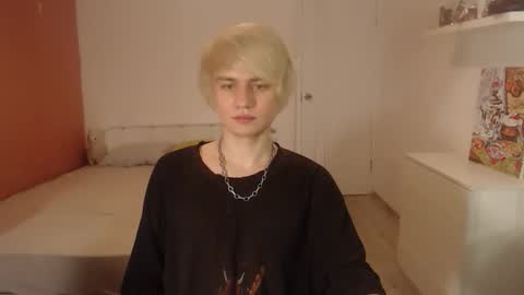 Oliver online show from October 7, 1:43 am