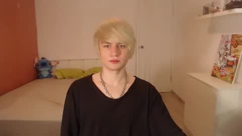 Oliver online show from October 2, 2:04 am