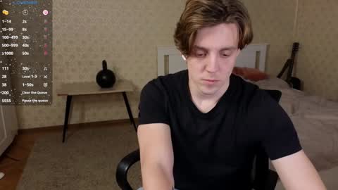 Snapshot of oliver_travis chatting on December 10, 12:34 am Oliver Evans online show from December 10, 12:34 am