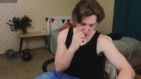 Oliver Evans online show from October 28, 2:03 am