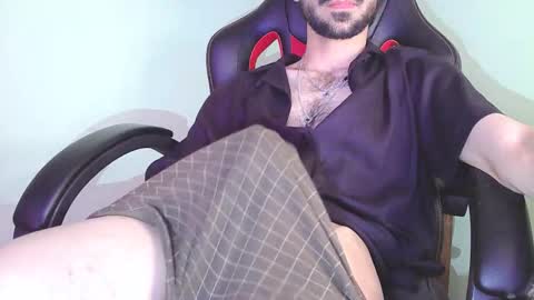 Oliver online show from March 2, 7:21 pm