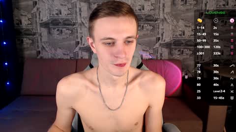 Snapshot of oliverfresh chatting on January 15, 9:02 am Oliver online show from January 15, 9:02 am