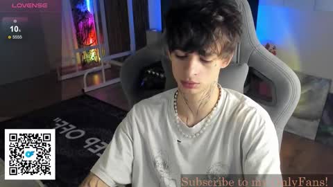 oliverrgroove online show from October 12, 2:44 pm