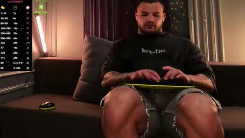 OliverSport online show from November 16, 4:09 pm