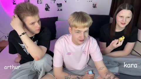 oliver online show from January 14, 6:22 pm